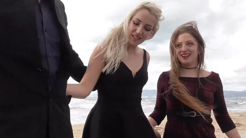 Two excited Sluts at the Beach getting fucked by one big Cock: Ansehen auf EroticOnly.DE